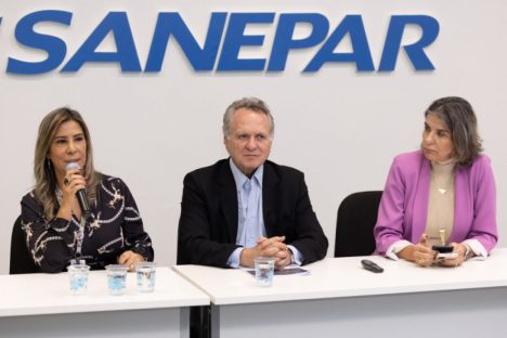 Diretores da Sanepar apresentam PPP a prefeitos das regiões Centro-Leste e Oeste