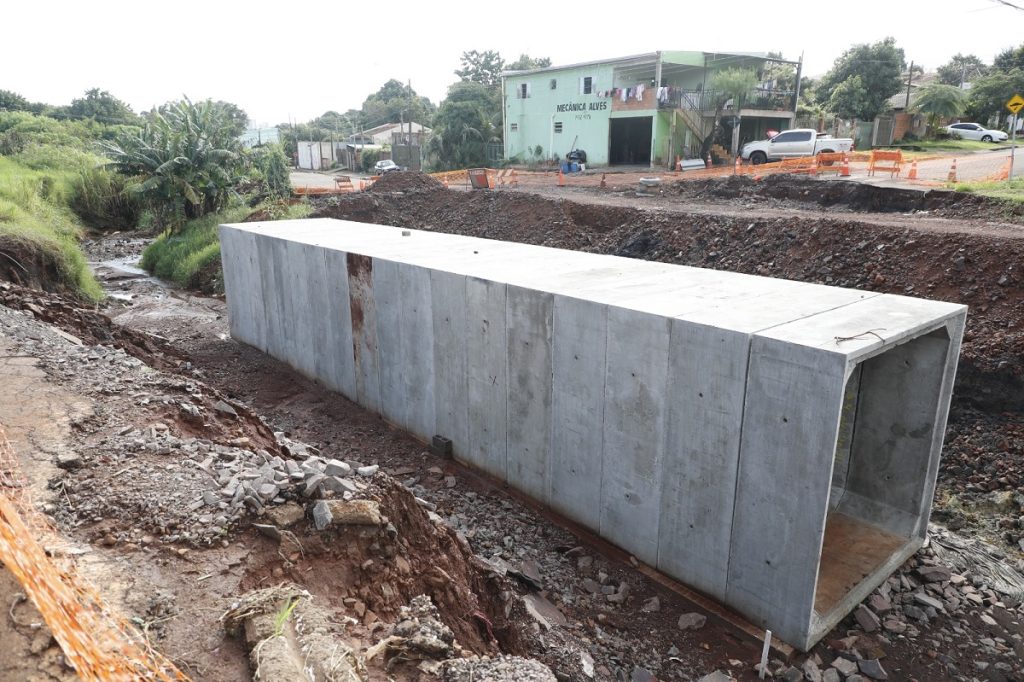 Intervenções urbanas valorizam drenagens para evitar alagamentos em Cascavel