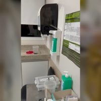 Imagem referente a Paciente denuncia uso de luvas inadequadas para atendimento médico em Hospital de Cascavel