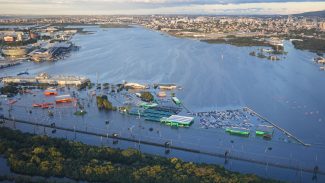 Ônibus passa a ligar aeroporto de Florianópolis a Porto Alegre