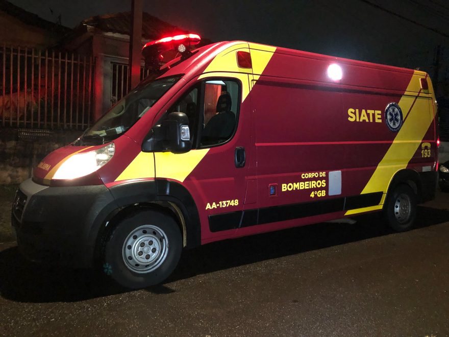 Idosa fica ferida ao sofrer queda em residência no Guarujá