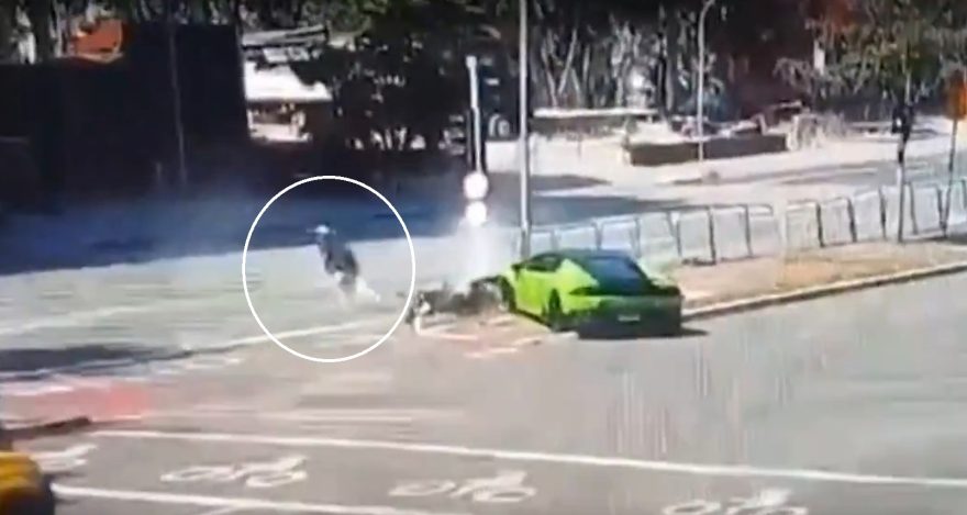 Motorista de Lamborghini persegue ladrão de Rolex e bate em poste