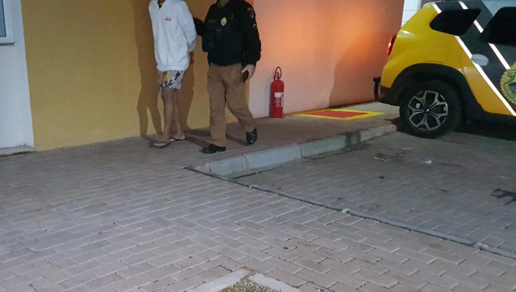 Homem é detido no Cancelli após ameaças de agressão contra a prima