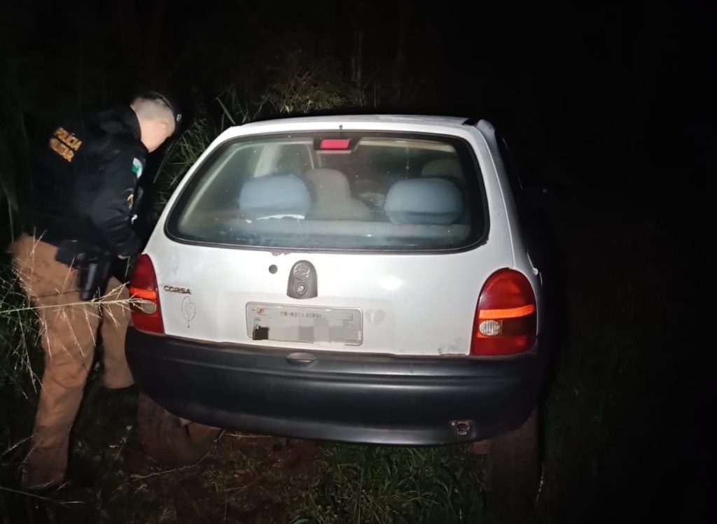 PM recupera Corsa furtado em Tupãssi; carro foi usado em arrombamento na cidade de Cafelândia