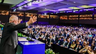 Lula anuncia medidas para aliviar cofres de prefeituras