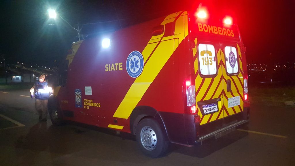 Adolescente com fratura é socorrido após queda de bicicleta no Bairro Floresta