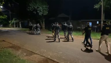 Imagem referente a Veja detalhes da Mega Operação da PCPR e PMPR que resultou em mortes após confronto no Clarito