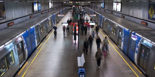 Imagem referente a Retomada de obras da estação do Metrô da Gávea, no Rio, é analisada