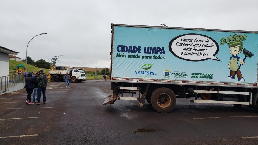 Programa Cidade Limpa realiza ação no Riviera