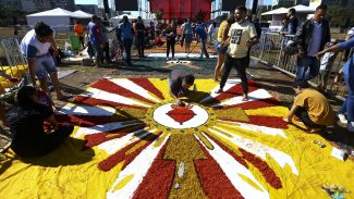 Hoje é Dia: Corpus Christi e irmã Dulce são destaques da semana