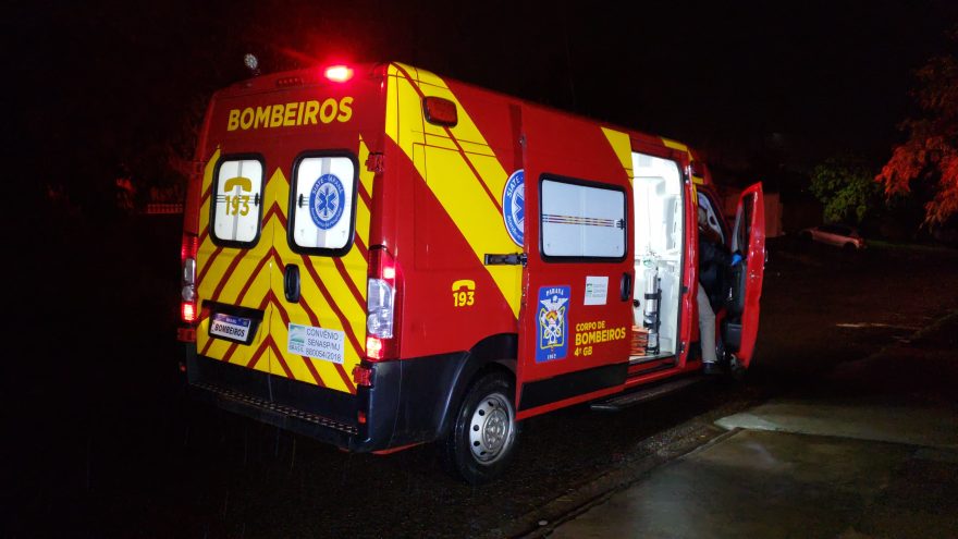 Após briga de bar, homem chega em casa machucado e esposa precisa chamar os Bombeiros