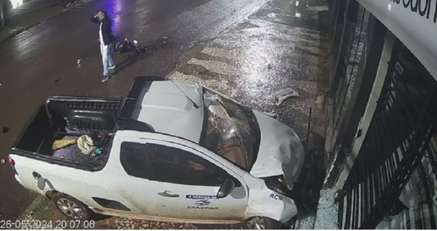 Câmera mostra desespero de motorista após acidente com morte no Centro