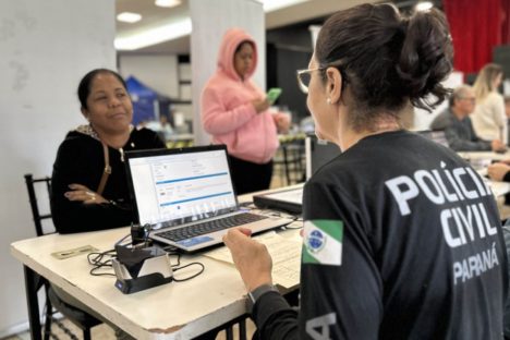 Imagem referente a PCPR na Comunidade confecciona 2,2 mil Carteiras de Identidade em Maringá