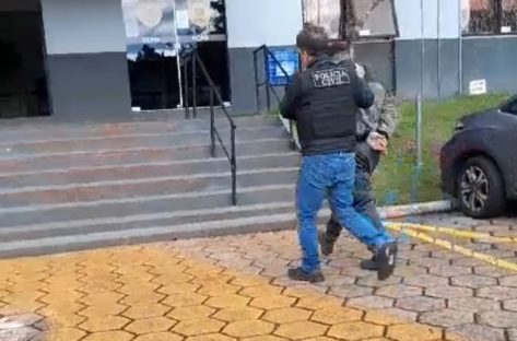 Imagem referente a Delegacia de furtos e roubos de veículos prende ladrão perigoso em Cascavel