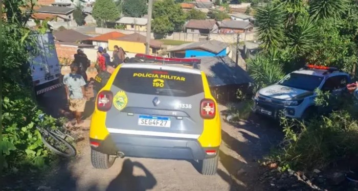 Jovem é assassinado a tiros após aceitar convite para entrar em casa