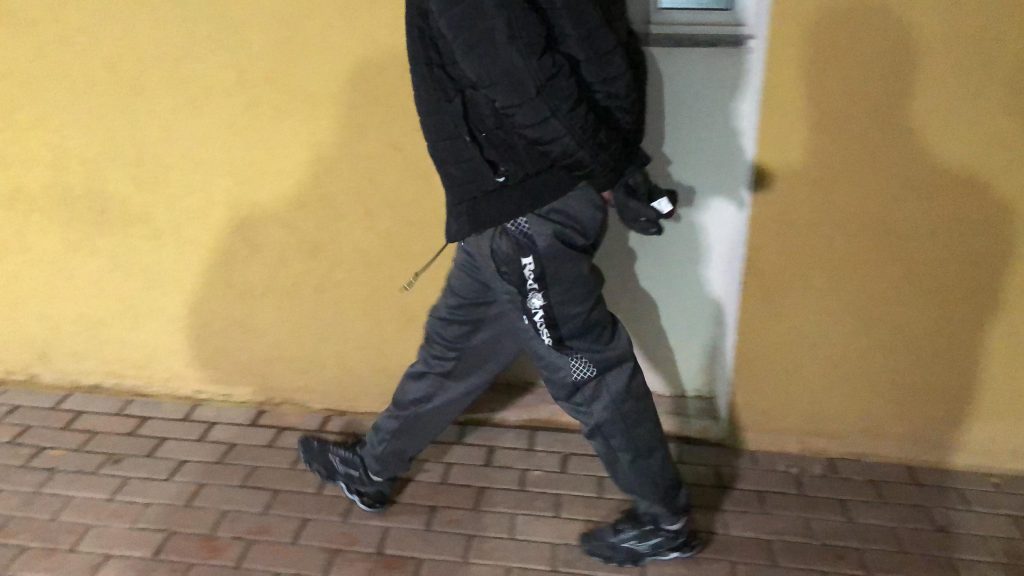 Homem é encaminhado à delegacia após ser abordado pela GM com motocicleta com registro de furto
