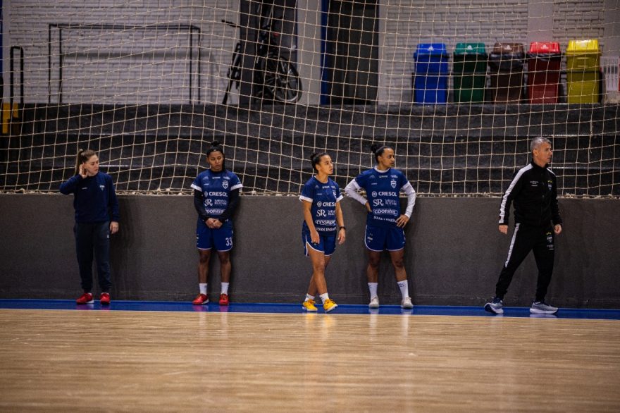 Stein Cascavel enfrenta o Taboão Magnus pela Liga Feminina de Futsal