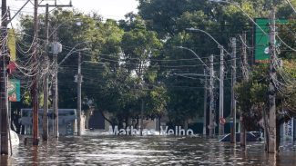 Ainda afetado por cheias, metrô volta a operar na grande Porto Alegre