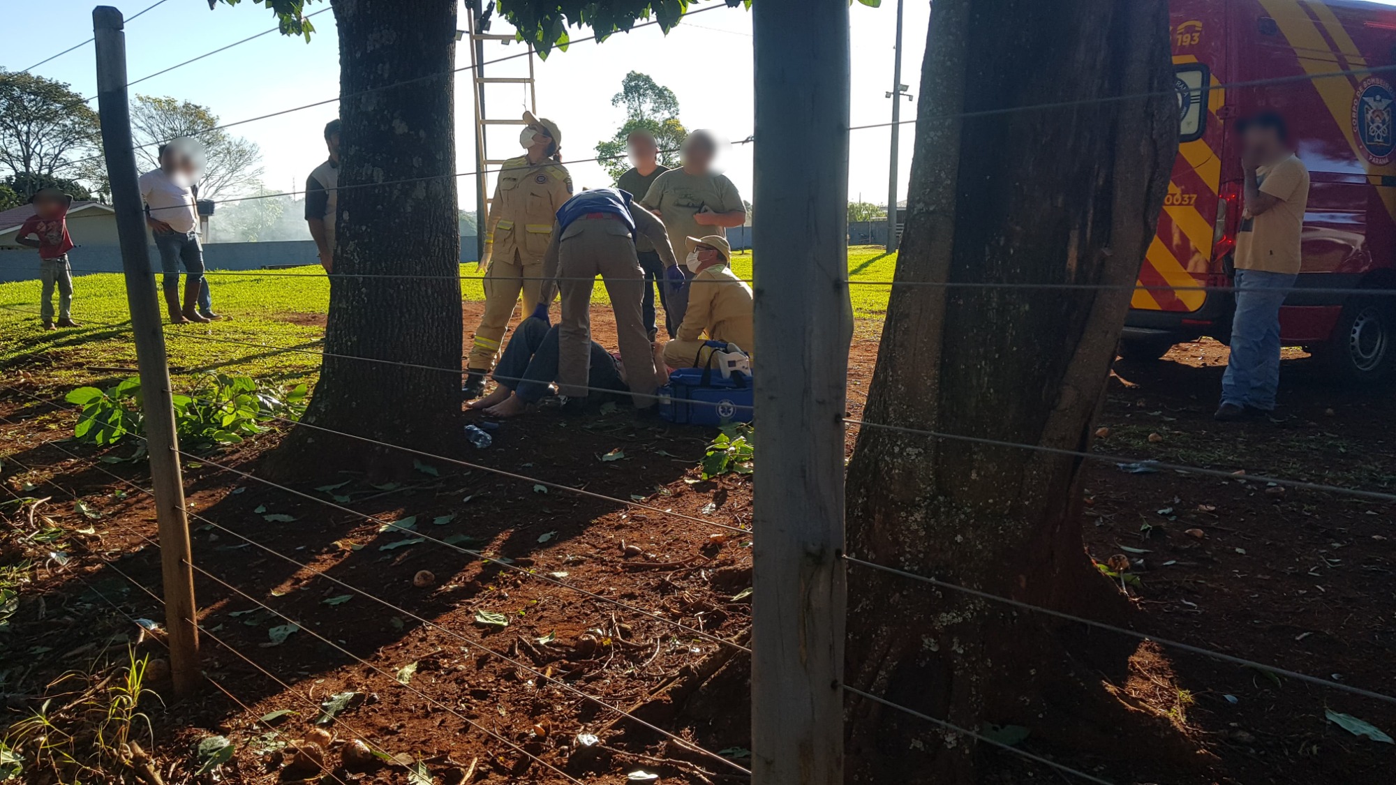 Fratura Na Coluna E Queimaduras Graves Idoso Vítima De Choque Elétrico Morre No Hospital Cgn 0494