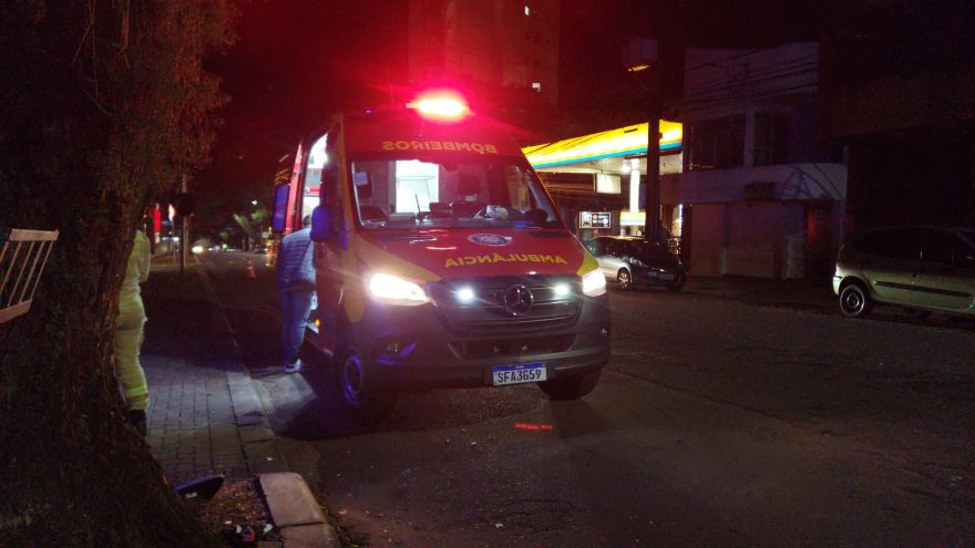 Homem de 31 anos fica ferido em acidente no Centro