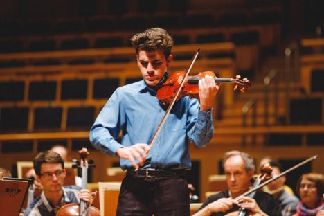 Imagem referente a Violinista prodígio Guido Sant’Anna se apresenta com a Orquestra Sinfônica do Paraná