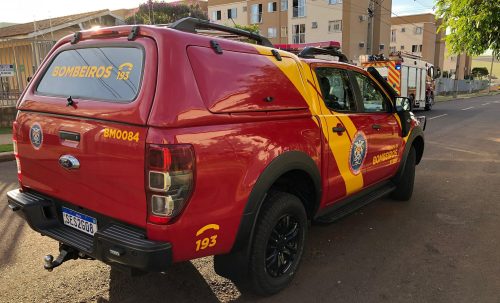Incêndio em Salão de Festas mobiliza Corpo de Bombeiros no Riviera Imagem referente a Incêndio em Salão de Festas mobiliza Corpo de Bombeiros no Riviera