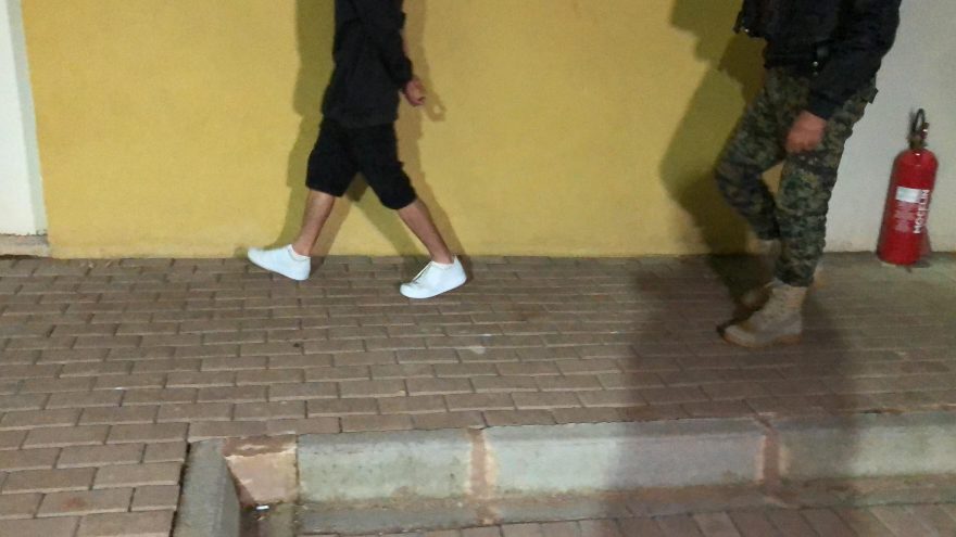 Em apenas duas semanas de namoro, jovem bate na companheira e é preso pela GM