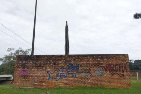 Edital para restaurar monumento rodoviário de Poty Lazzarotto em Palmas tem vencedor