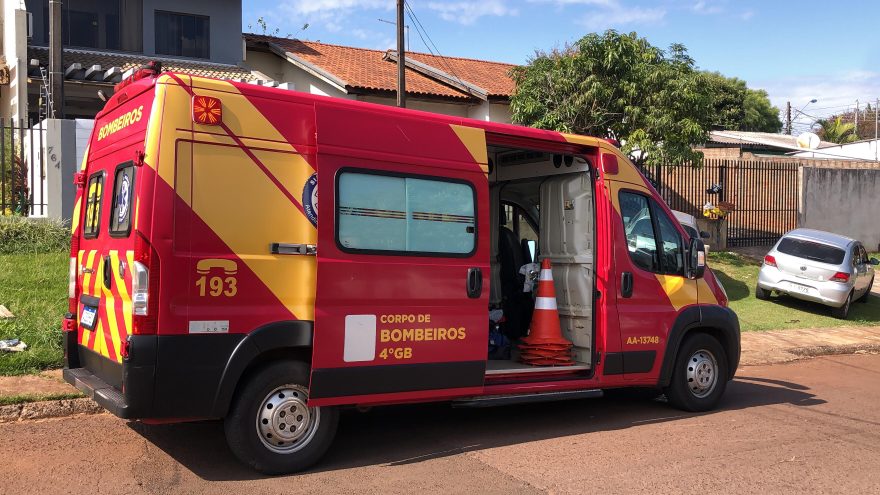 Motociclista tem fratura no pé após acidente na Vila Tolentino