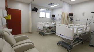 Quatro hospitais de Porto Alegre recebem 70 novos leitos