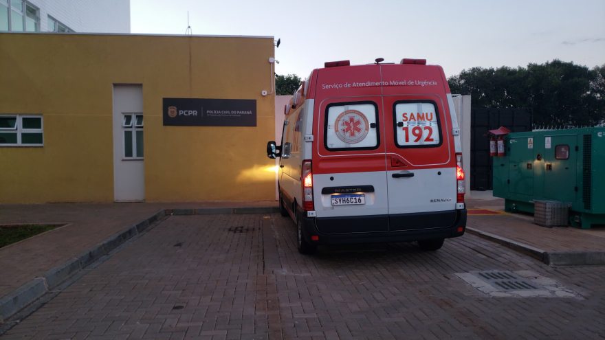 Samu vai à Delegacia para atender mulher que foi presa em flagrante