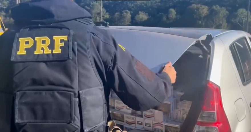 Contrabando em rodovia: Polícia Rodoviária intercepta carga de 7.500 maços de cigarros