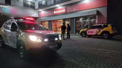 Assalto milionário: Bandidos levam R$ 400 mil de agência bancária Imagem referente a Assalto milionário: Bandidos levam R$ 400 mil de agência bancária