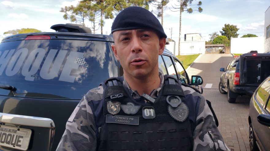 Um dos homens presos com armas, munições e drone era foragido da justiça, diz Tenente