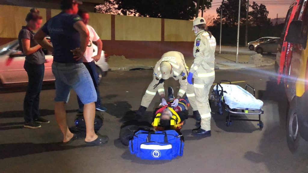 Motociclista quebra o braço após sofrer acidente no Bairro Maria Luíza
