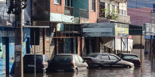 Imagem referente a Nova vítima das enchentes é encontrada no RS; mortes chegam a 173