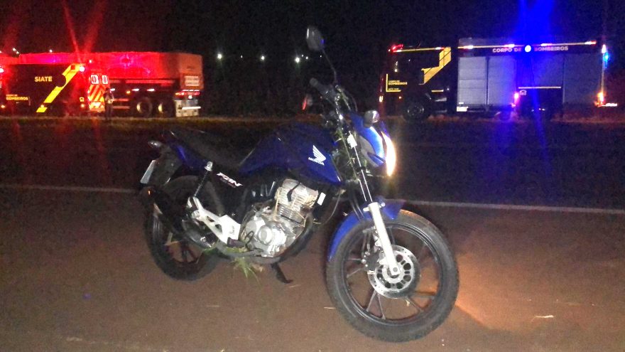 Jovem fica ferido em queda de moto na rodovia BR-467