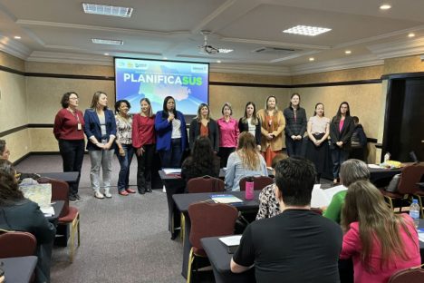 Com foco em cuidados paliativos, Saúde promove 13° encontro do PlanificaSUS Imagem referente a Com foco em cuidados paliativos, Saúde promove 13° encontro do PlanificaSUS
