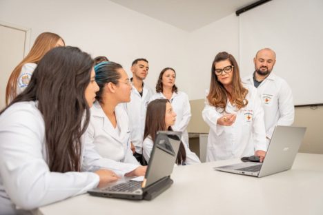 Projeto de pesquisa da UENP analisa saúde da mulher a partir de dados do Datasus