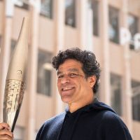 Imagem referente a Ex-jogador Raí participará de revezamento da tocha olímpica de Paris