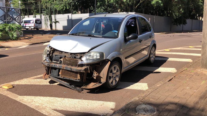 Cruzamento das ruas Manoel Ribas e Maranhão em Cascavel é palco de mais um acidente de trânsito