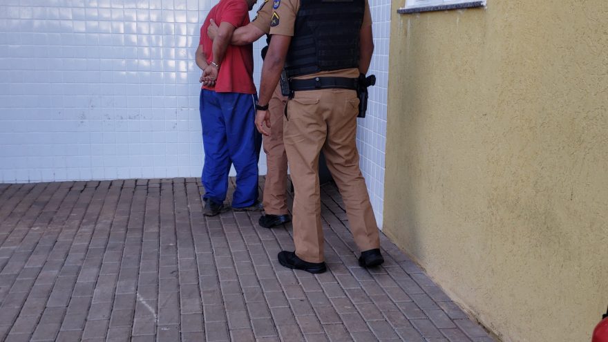 Foragido da Justiça é abordado e preso durante blitz na região norte