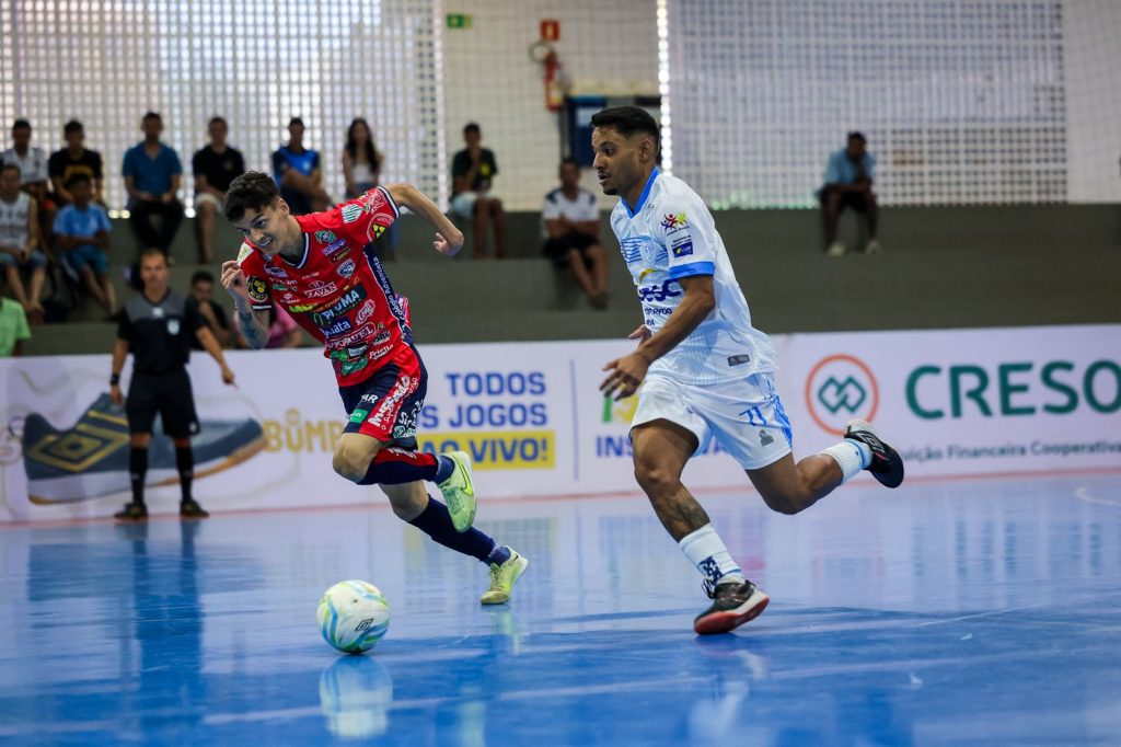 Cascavel Futsal empata com o Brasília em jogo de 6 gols