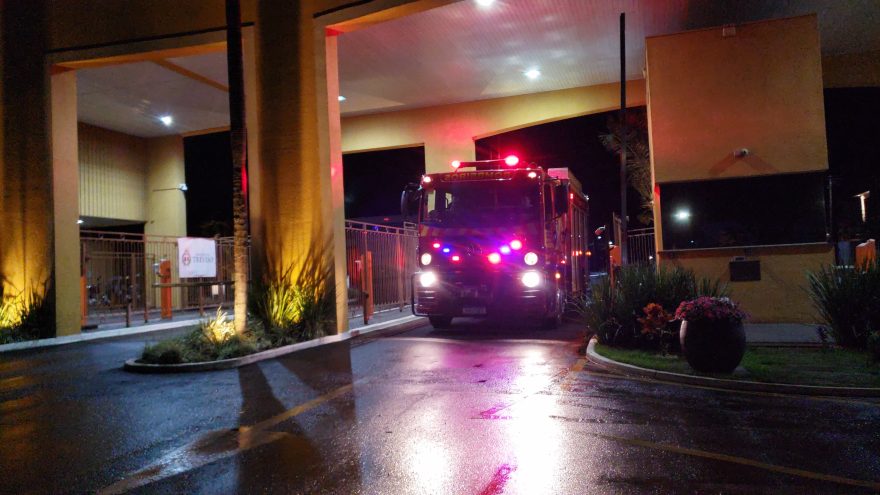 Foco de incêndio em condomínio na Tito Muffato mobiliza Bombeiros