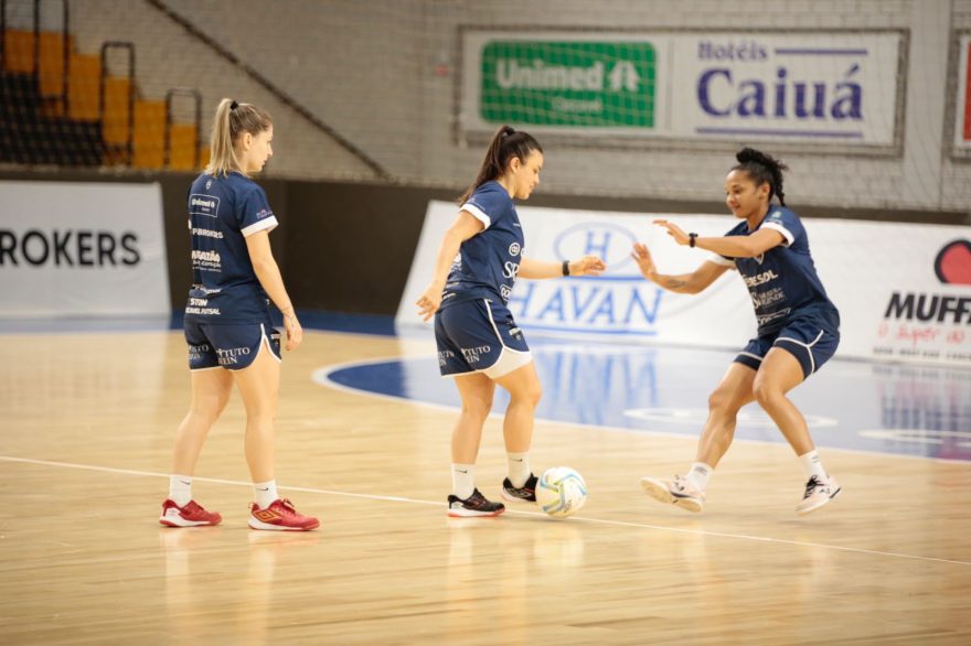 Stein Cascavel volta a jogar em casa pela Liga Feminina de Futsal