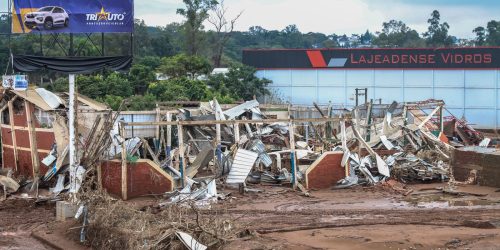 Chuvas: Rio Grande do Sul prepara equipes para resgates em 4 regiões Imagem referente a Chuvas: Rio Grande do Sul prepara equipes para resgates em 4 regiões