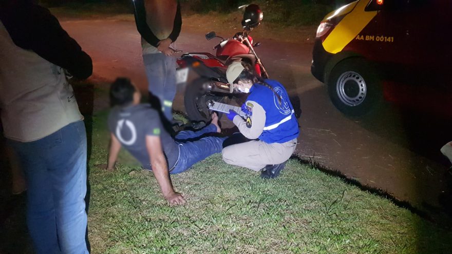 Condutor de motocicleta fica ferido em acidente de trânsito no Cataratas
