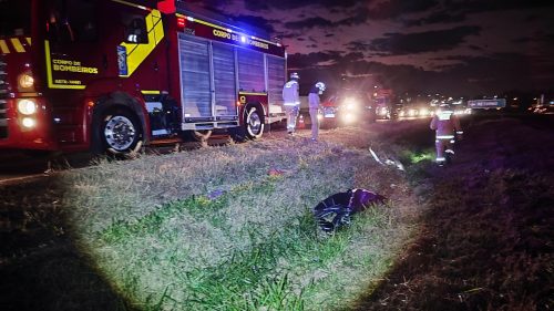 Imagem referente a Tragédia na BR-467: jovem perde a vida em acidente envolvendo mobilete e Megane