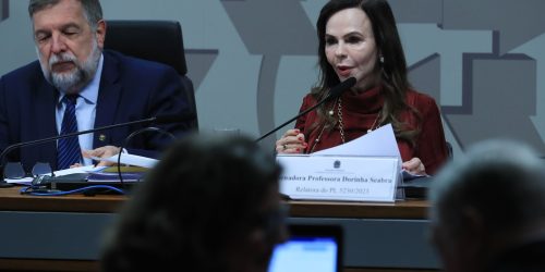 Imagem referente a Comissão do Senado aprova texto da reforma do ensino médio