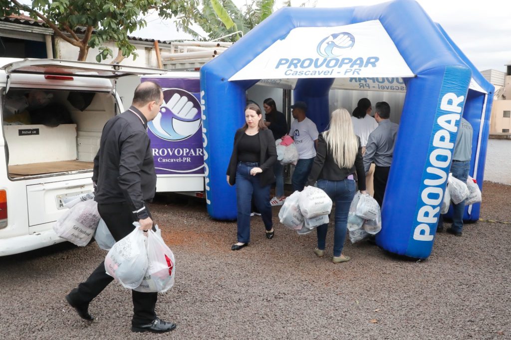 Provopar recebe doações para a Campanha Inverno Solidário
